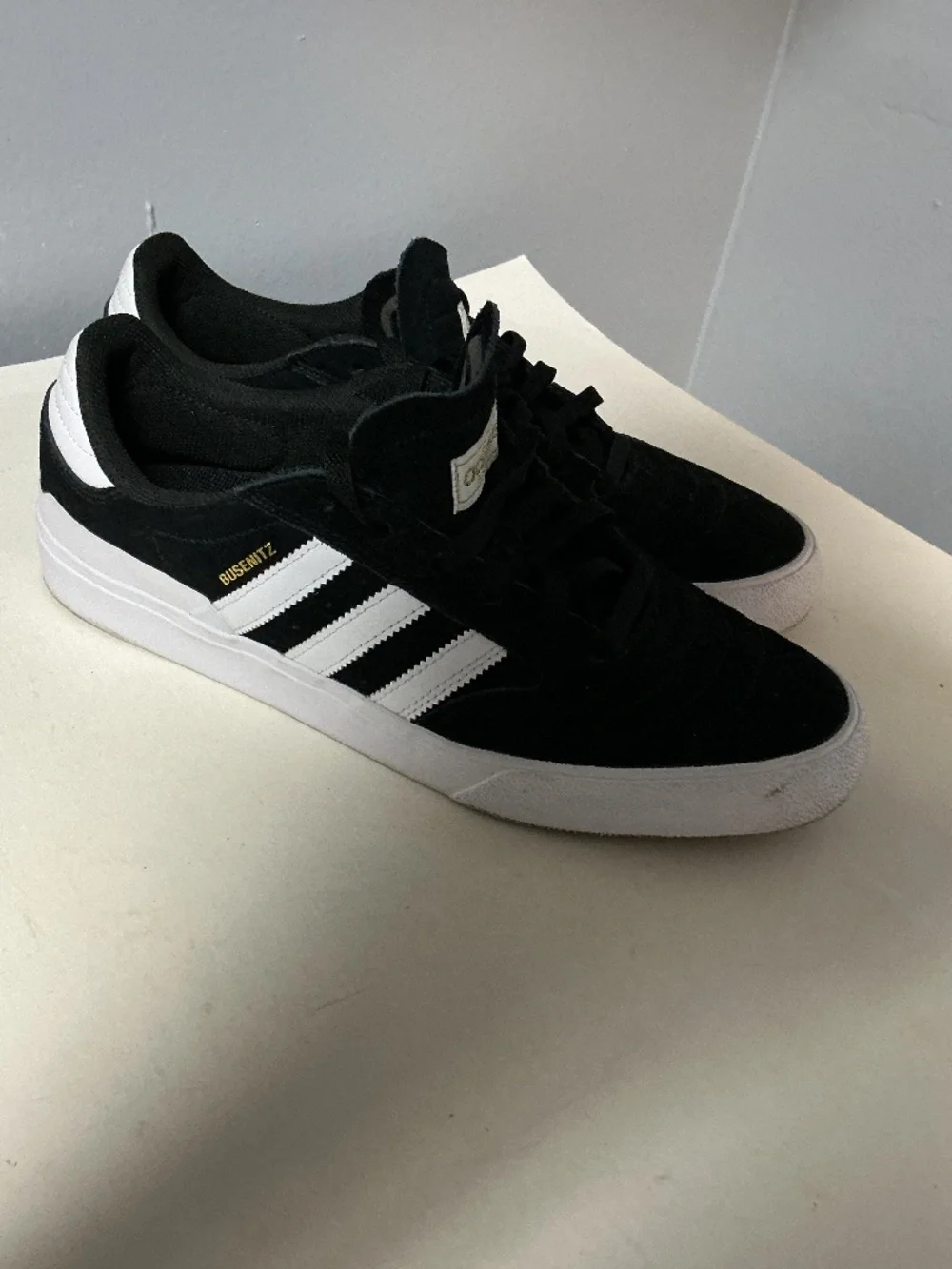 Adidas Busenitz Men’s Black and White Suede Sneakers Size 11.5.